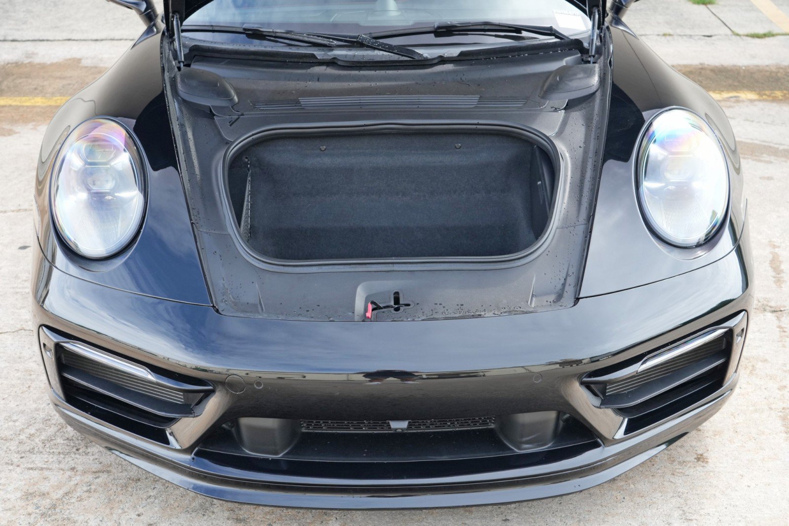 Used 2024 Porsche 911 Carrera GTS w/ Premium Package RWD image 8