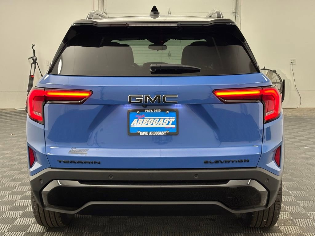New 2026 GMC Terrain Elevation w/ Black Edition image 7