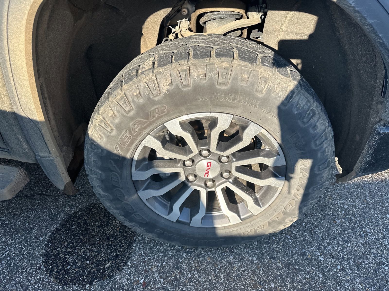 Used 2020 GMC Sierra 1500 AT4 w/ AT4 Premium Package image 5