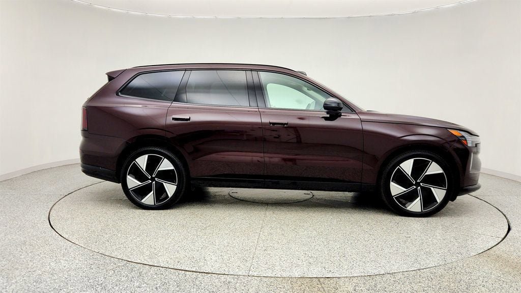 Used 2025 Volvo EX90 Ultra AWD/4WD image 4