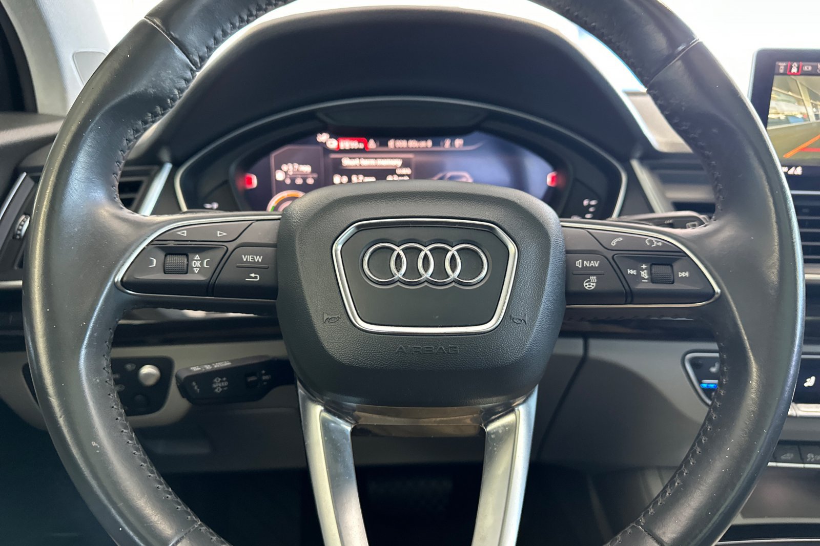 Used 2020 Audi Q5 e Prestige w/ Prestige Package AWD/4WD image 24