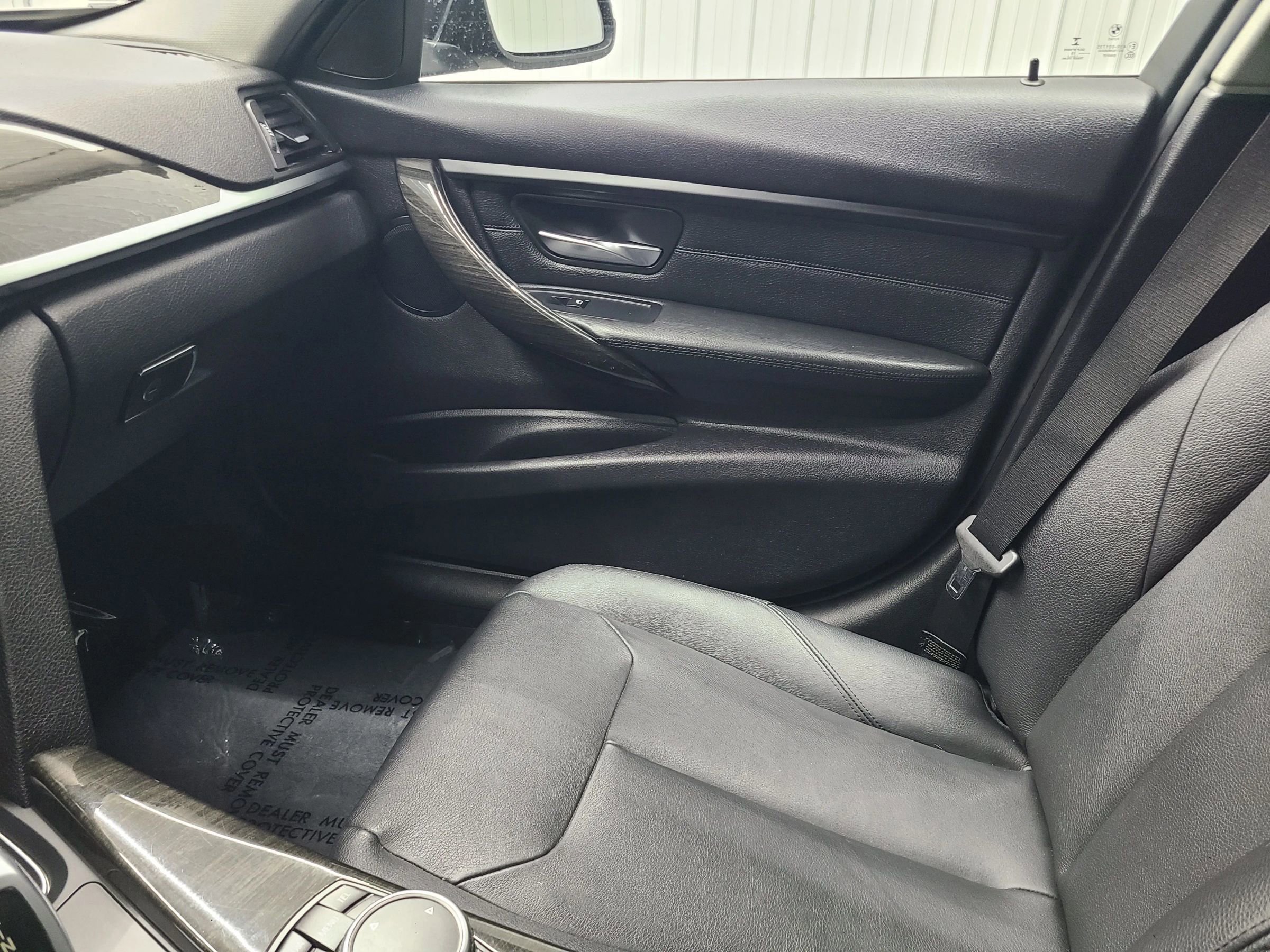 Used 2015 BMW 328i xDrive Sedan image 24