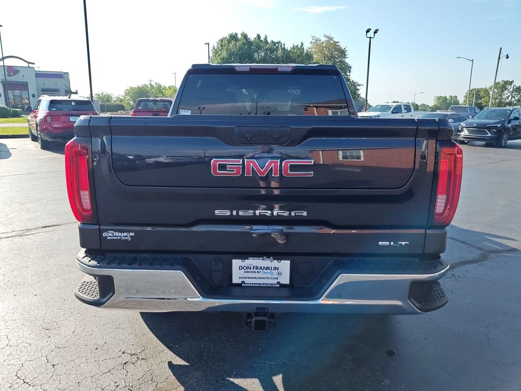 Used 2024 GMC Sierra 1500 SLT AWD/4WD image 4