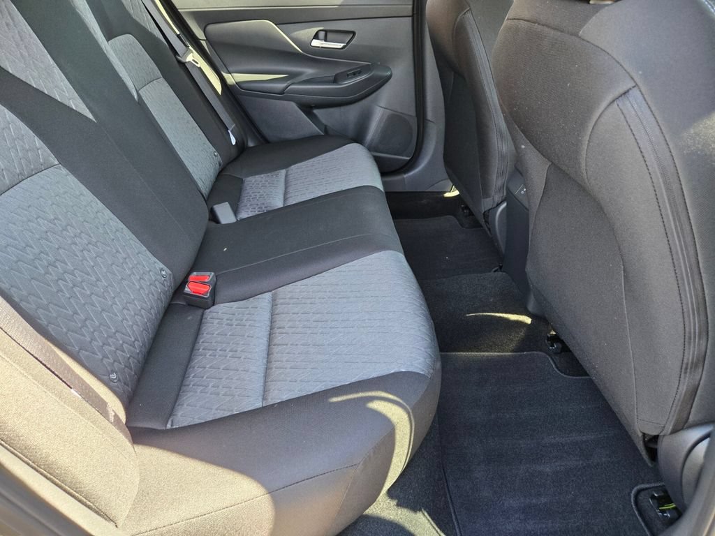 Certified 2026 Nissan Sentra SV w/ SV Convenience Package FWD image 18