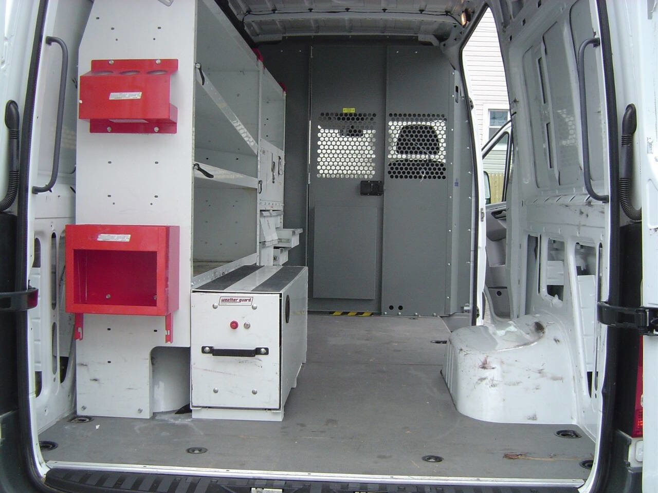 Used 2013 Freightliner Sprinter 3500 RWD image 11