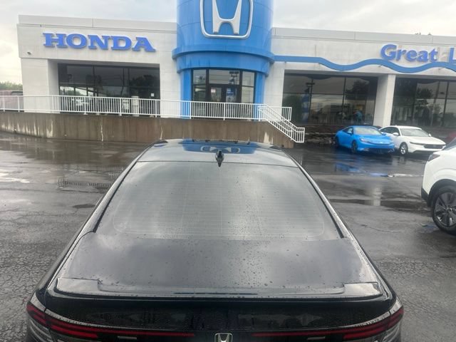 Used 2024 Honda Accord Sport image 7