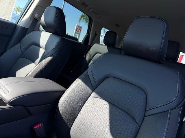New 2026 Nissan Pathfinder SL image 15