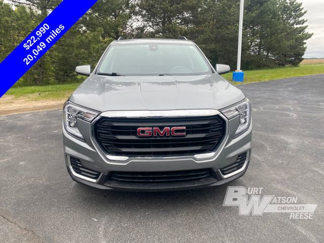 Used 2023 GMC Terrain SLE w/ Driver Convenience Package FWD image 12