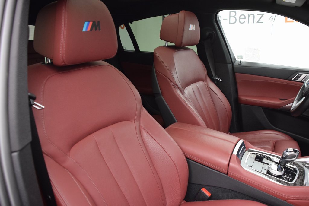 Used 2022 BMW X6 M50i w/ Executive Package image 16