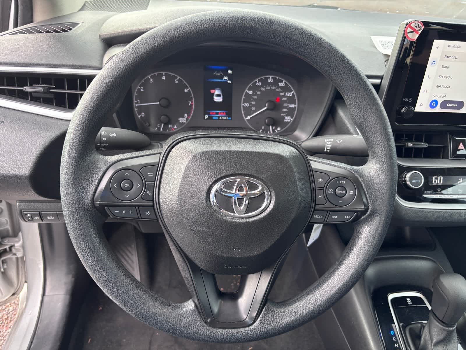 Used 2025 Toyota Corolla LE FWD image 18