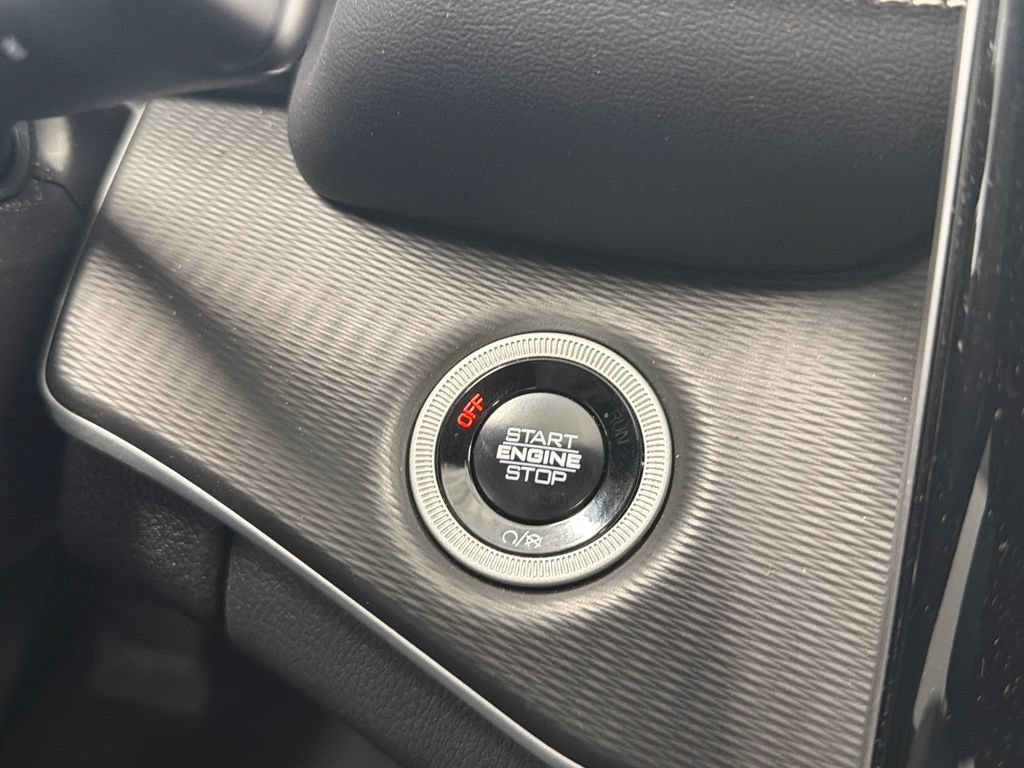 Certified 2024 Jeep Grand Cherokee Altitude AWD/4WD image 28