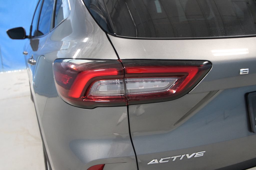 Used 2024 Ford Escape Active w/ Tech Pack #2 AWD/4WD image 34