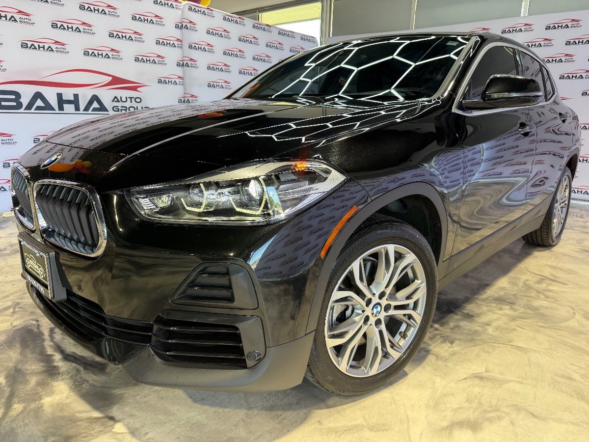 Used 2022 BMW X2 xDrive28i w/ Convenience Package AWD/4WD image 3