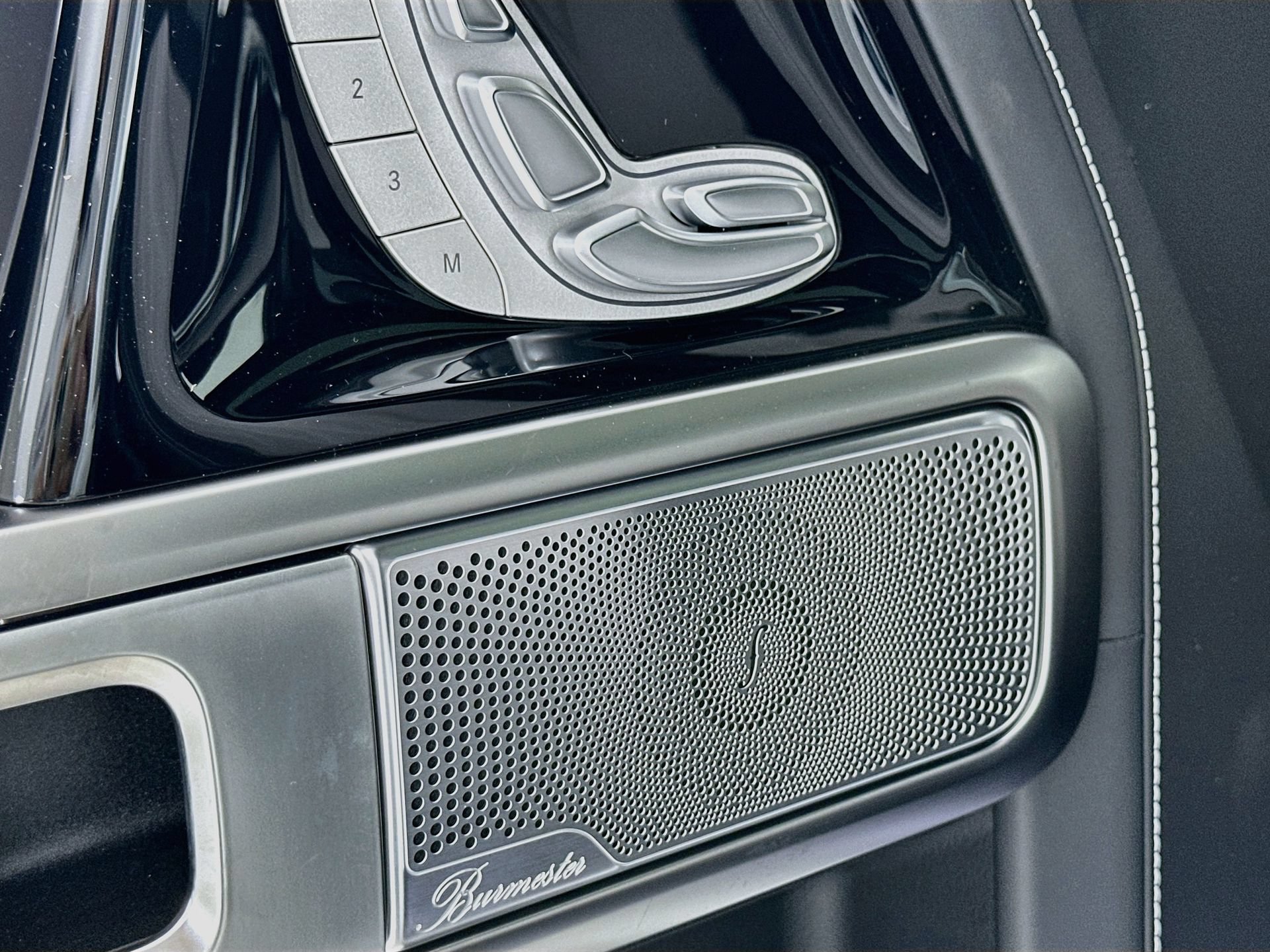 New 2027 Mercedes-Benz G 580 e image 20