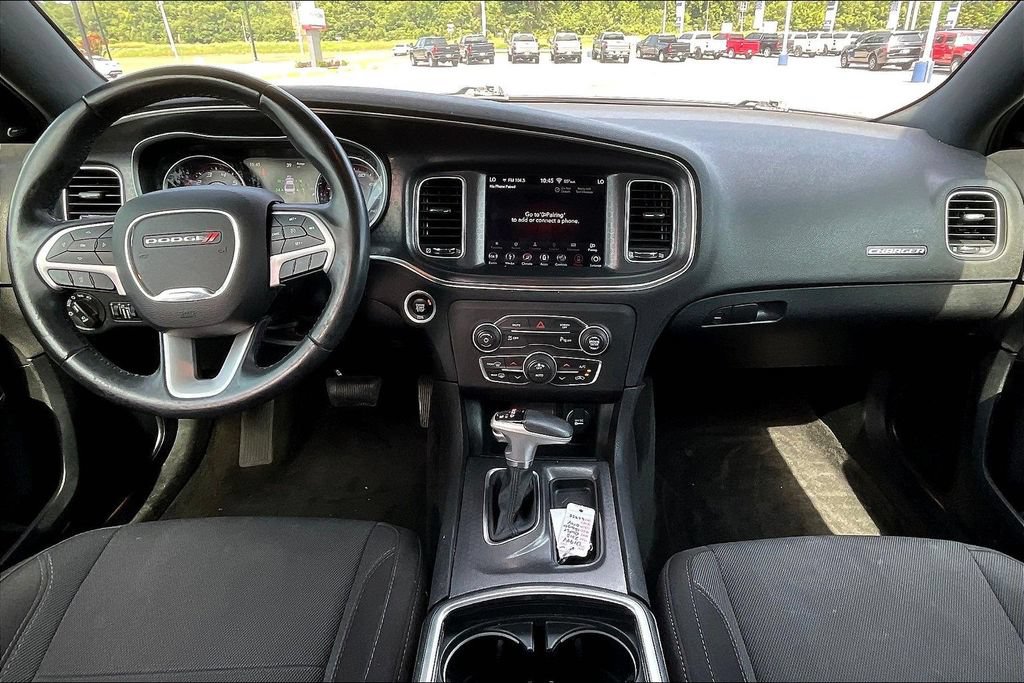 Used 2018 Dodge Charger SXT Plus RWD image 5