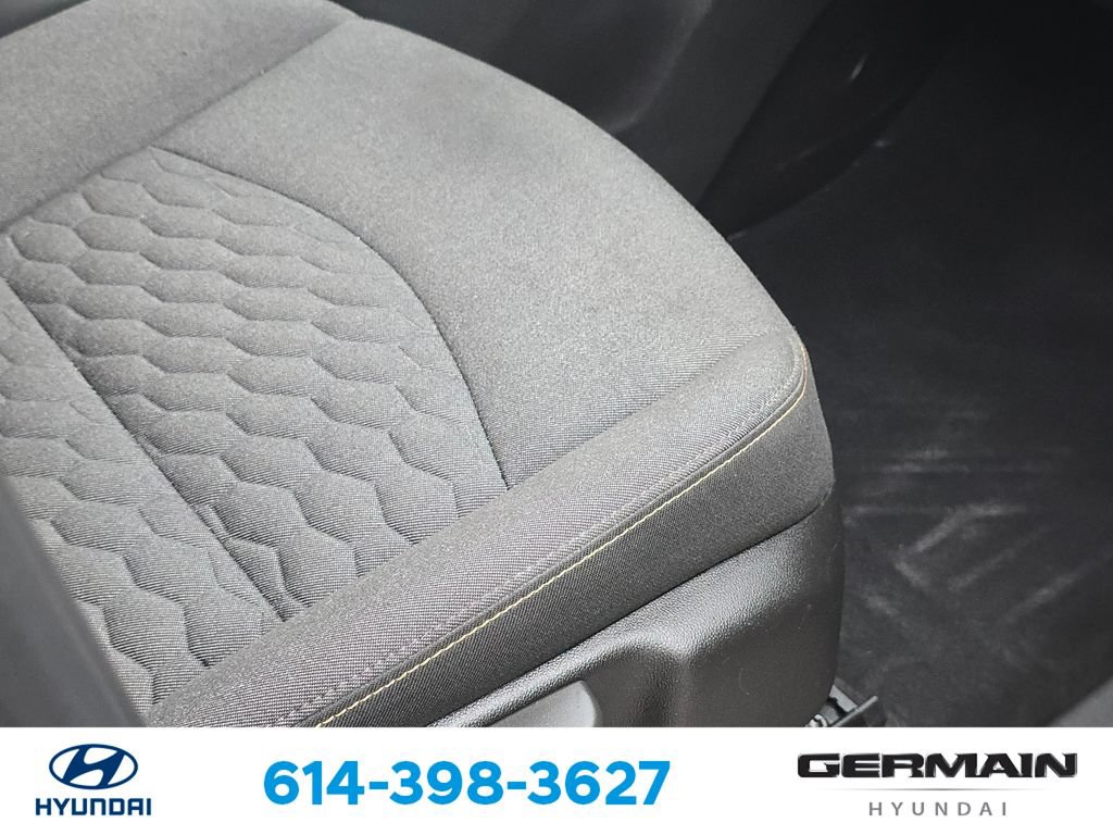 Used 2021 Chevrolet Equinox LT FWD image 27