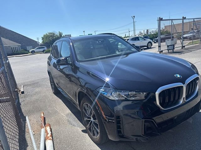 Certified 2024 BMW X5 M60i AWD/4WD image 3