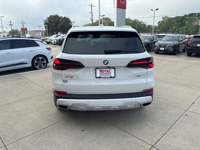 Used 2025 BMW X5 sDrive40i w/ Premium Package RWD image 6