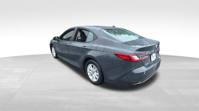 Used 2025 Toyota Camry LE image 8