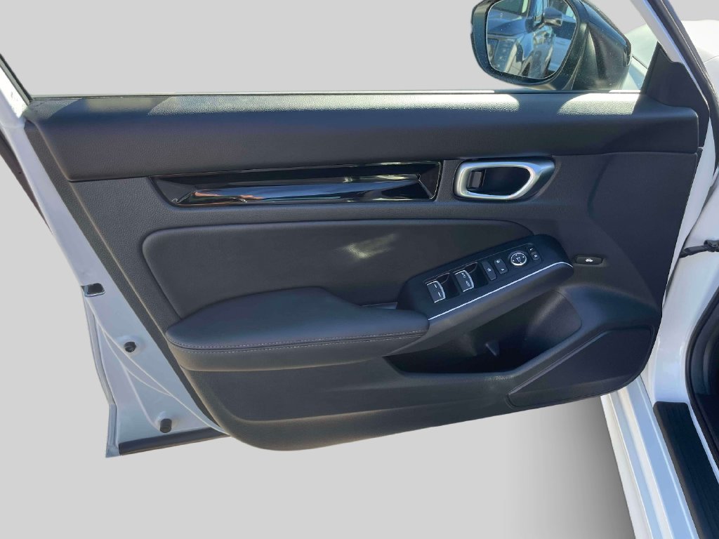 Used 2026 Honda Civic FWD Hybrid Sedan image 16
