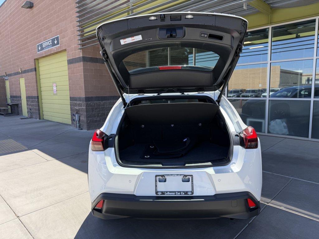 Used 2024 Lexus UX 250h FWD image 32