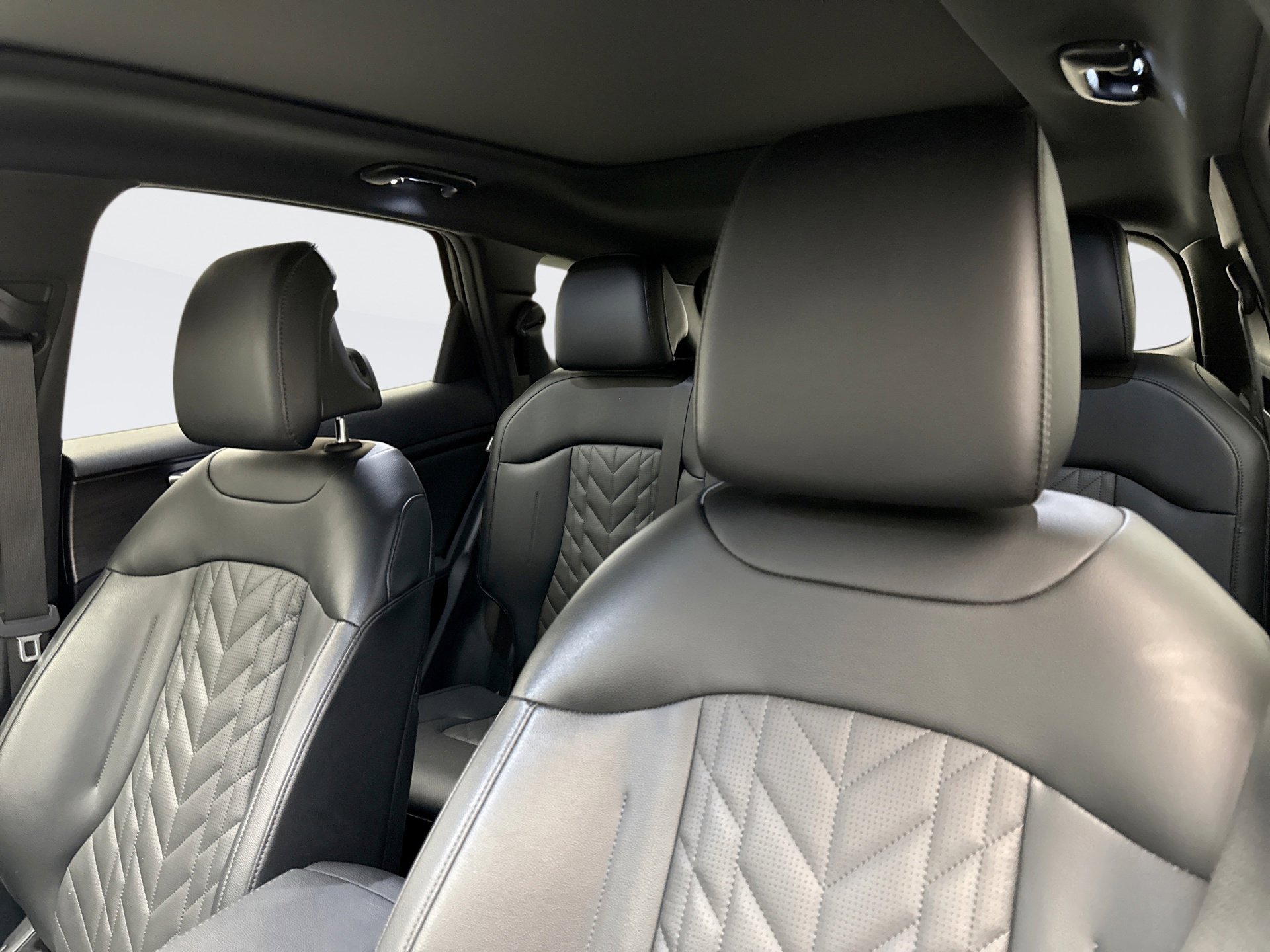 Used 2024 Kia Sportage X-Line w/ X-Line Premium Package image 10