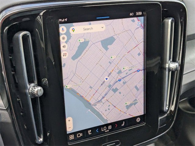 Used 2023 Volvo XC40 Recharge Ultimate image 22