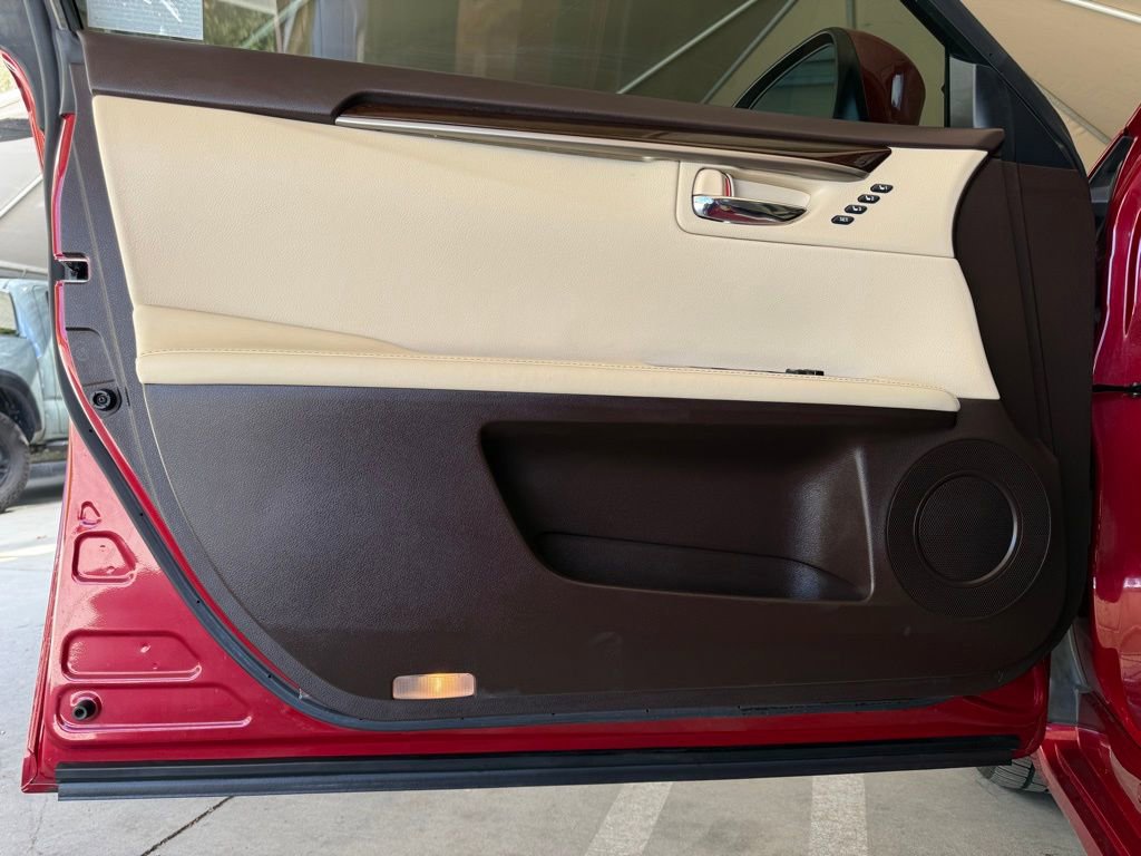 Used 2016 Lexus ES 350 w/ Navigation System Package image 28