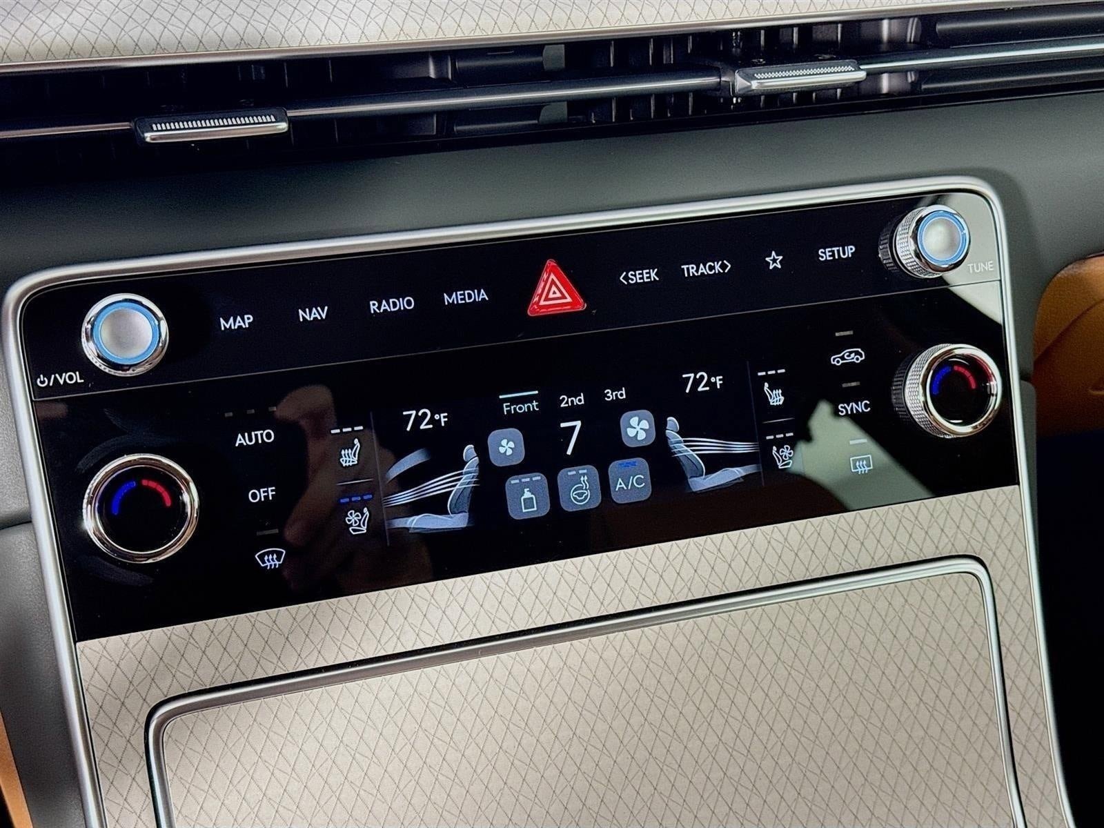 New 2026 Genesis GV80 3.5T Prestige AWD/4WD image 18