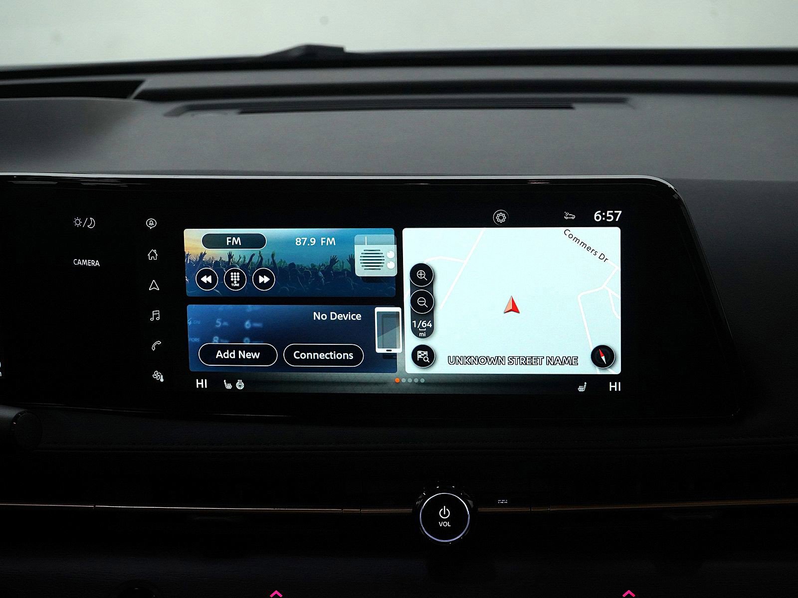 Used 2023 Nissan Ariya AWD image 17