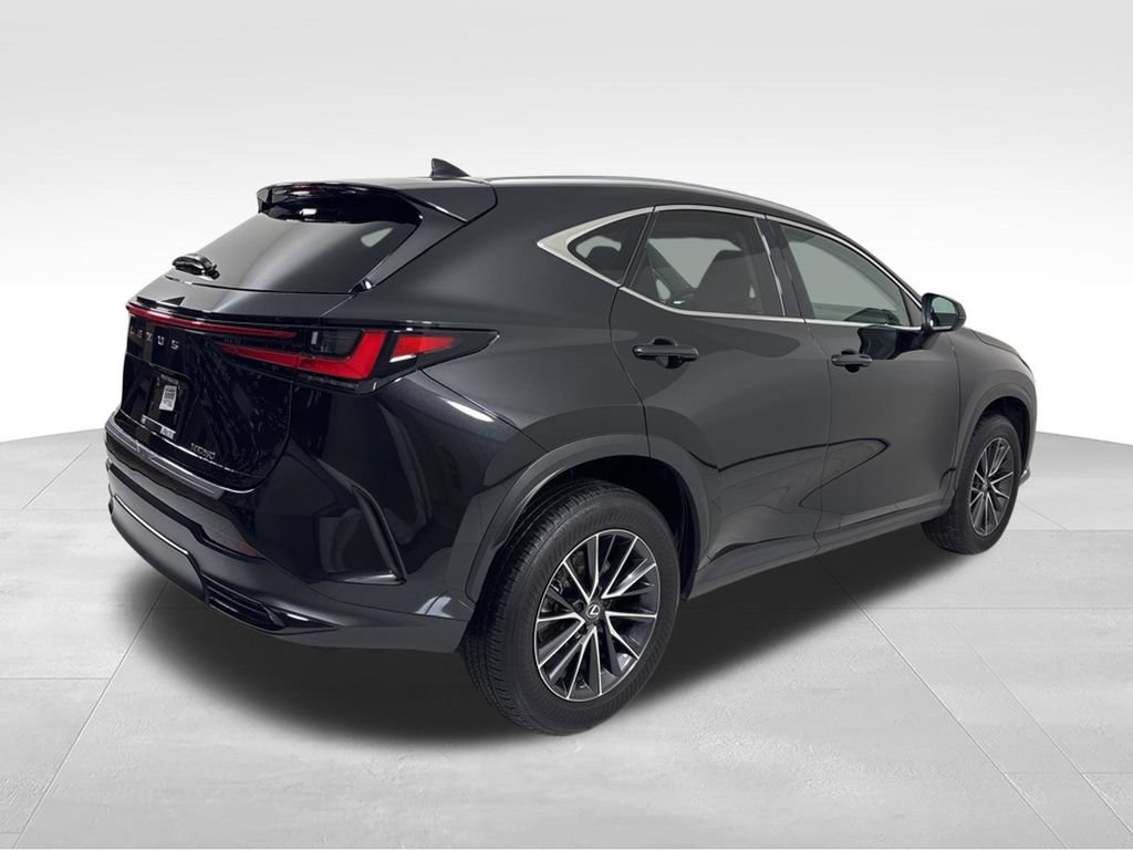 Used 2024 Lexus NX 250 FWD image 5