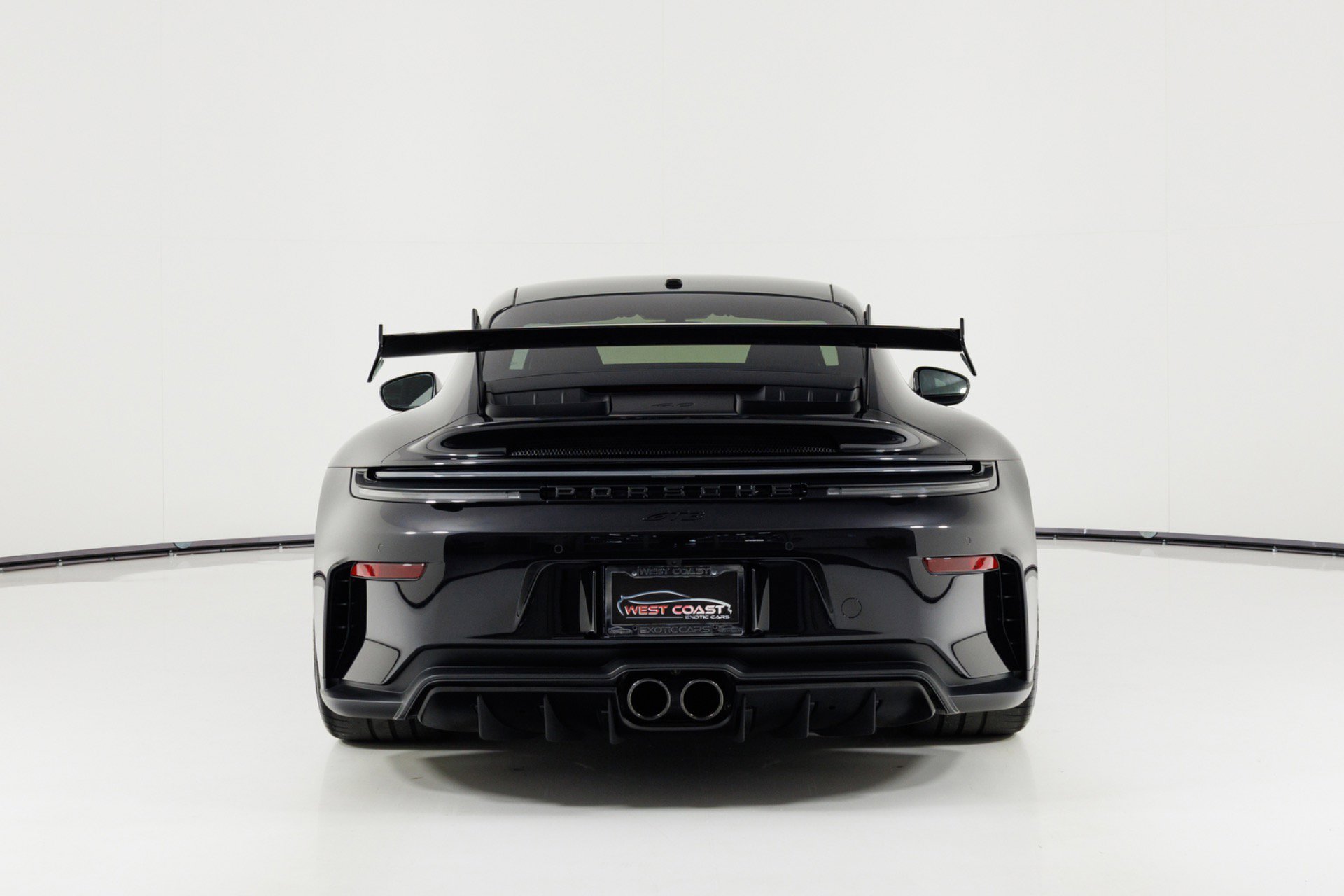 Used 2025 Porsche 911 GT3 RWD image 4