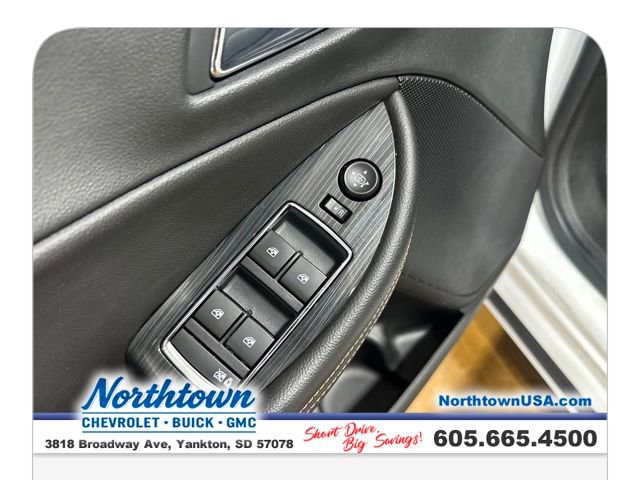 Used 2017 Chevrolet Impala LT image 11