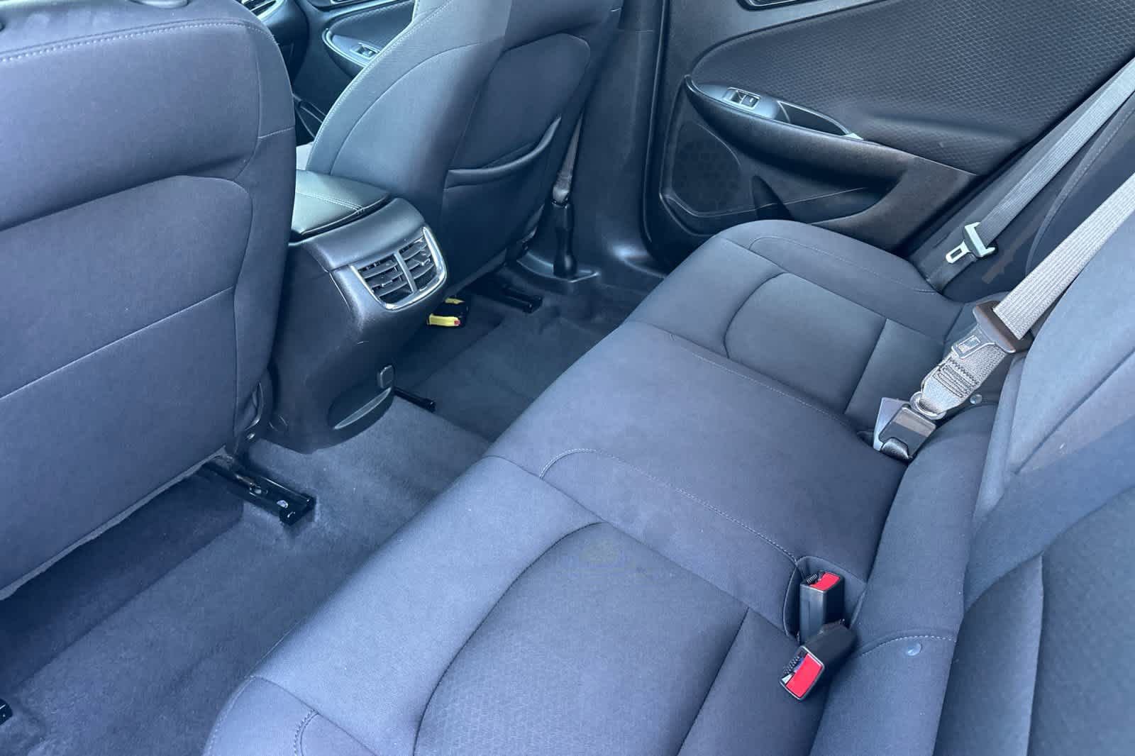 Used 2024 Chevrolet Malibu LT image 4