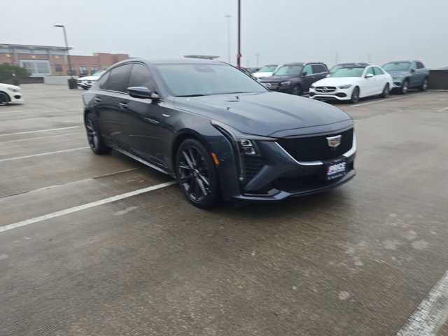 Used 2025 Cadillac CT5 V RWD image 3