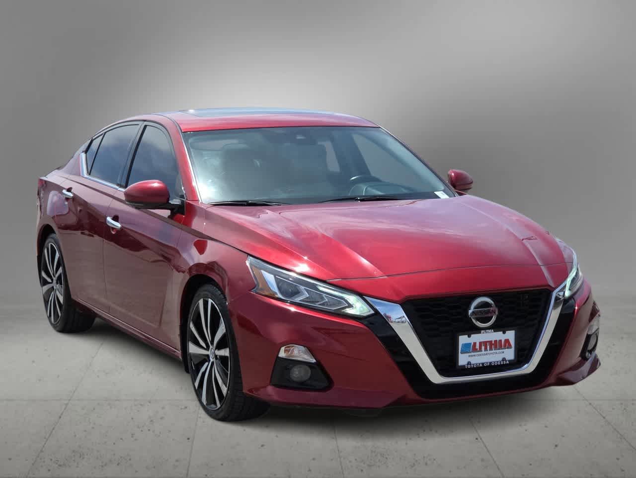 Used 2019 Nissan Altima 2.5 Platinum FWD image 3
