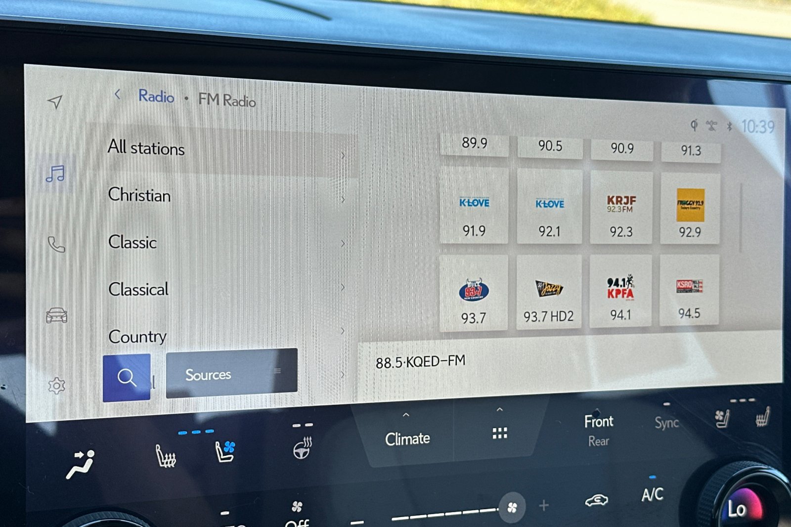 Used 2023 Lexus RX 350 w/ Cold Area Package AWD/4WD image 18