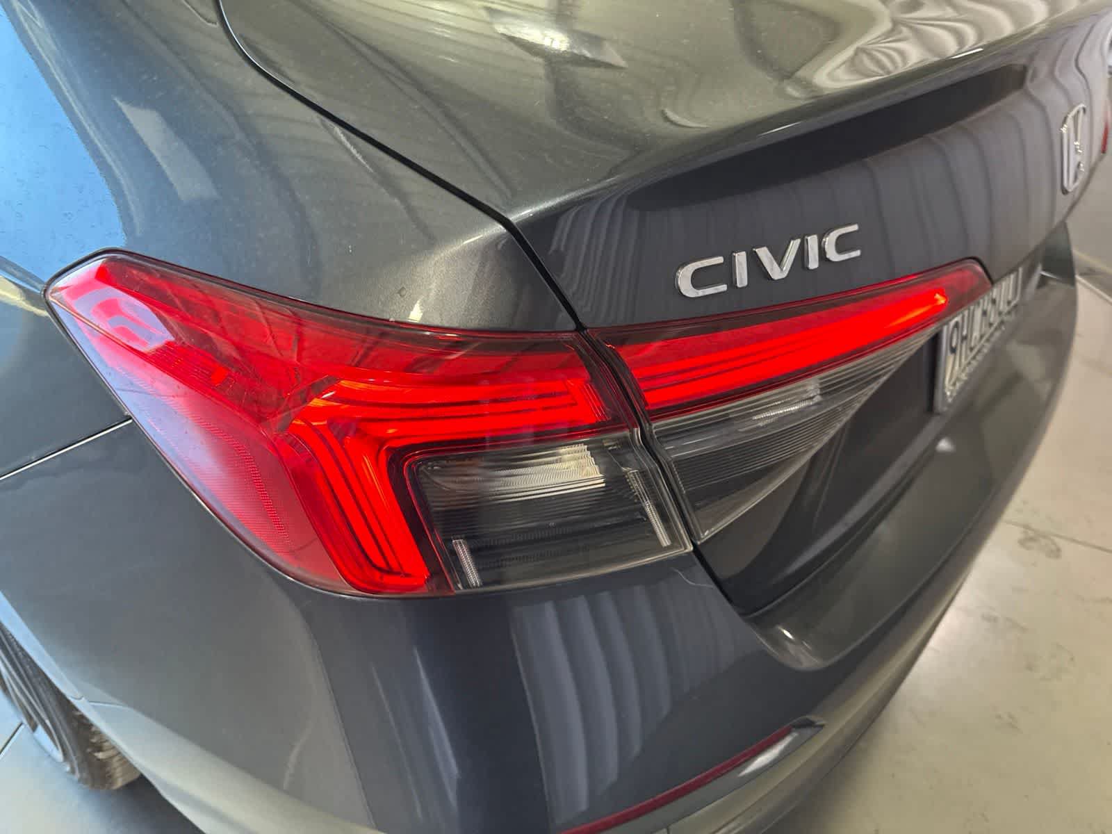 Used 2023 Honda Civic Sport image 10