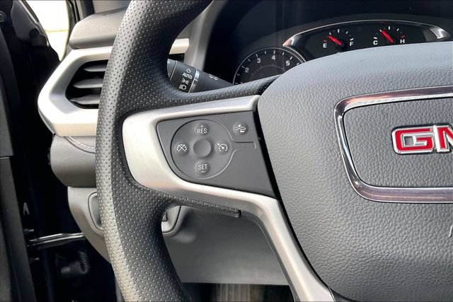 Certified 2023 GMC Acadia SLE w/ Driver Convenience Package FWD image 18