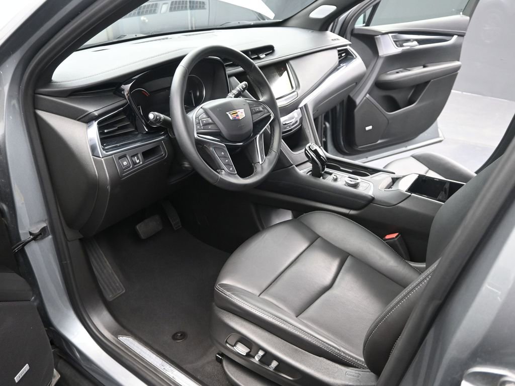 Certified 2025 Cadillac XT5 Premium Luxury image 10