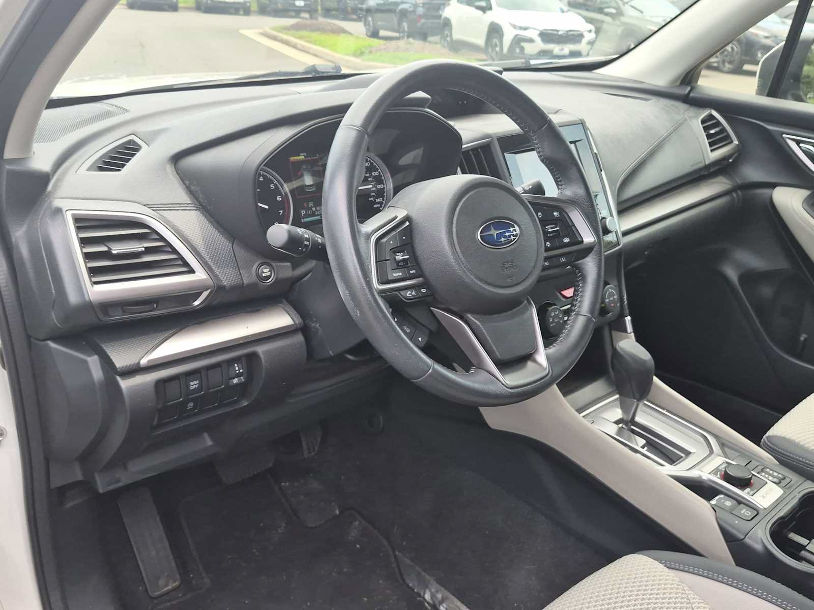 Used 2023 Subaru Forester Premium AWD/4WD image 10