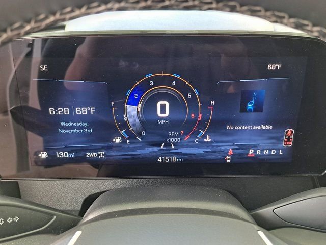 Used 2025 Chevrolet Traverse LT image 9