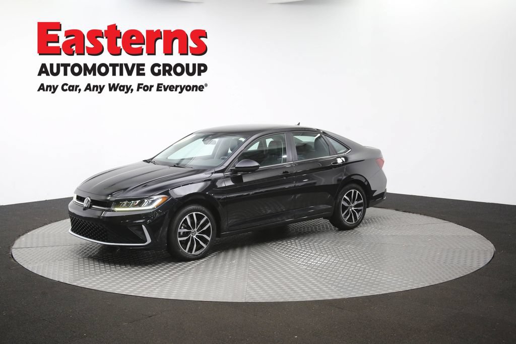 Used 2025 Volkswagen Jetta SE FWD image 55