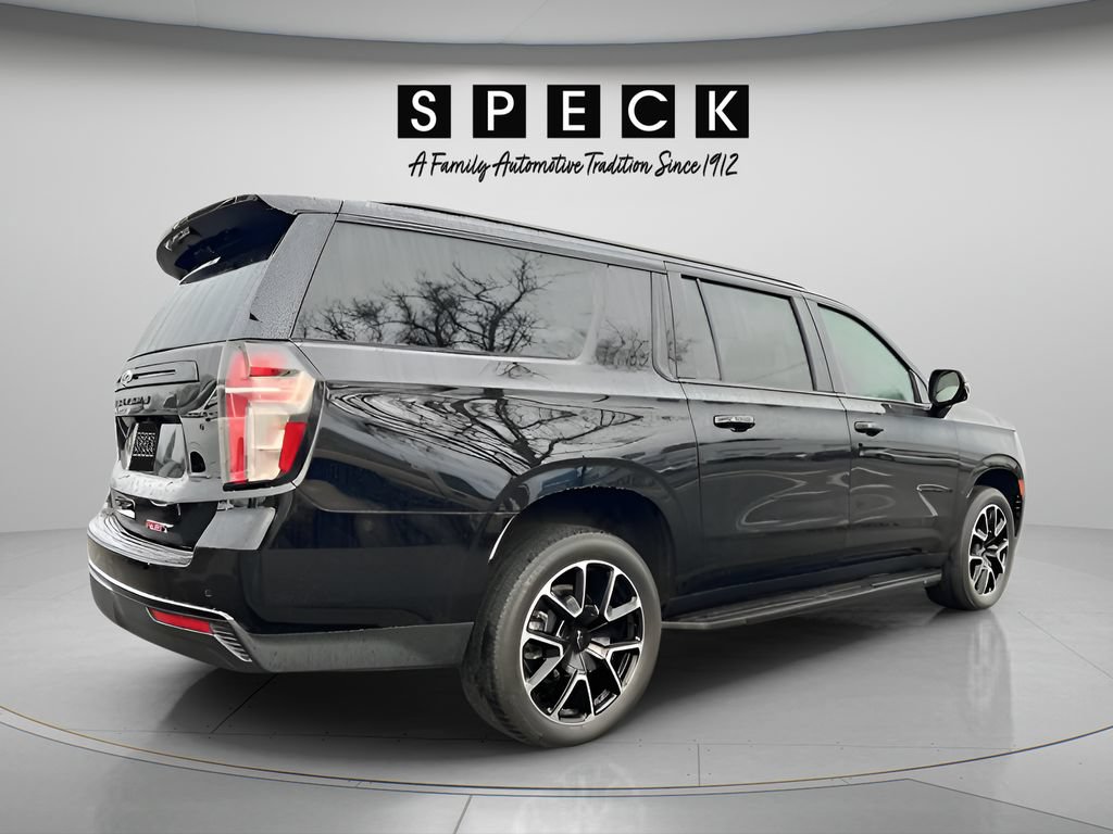 Used 2024 Chevrolet Suburban RST w/ Luxury Package AWD/4WD video 4