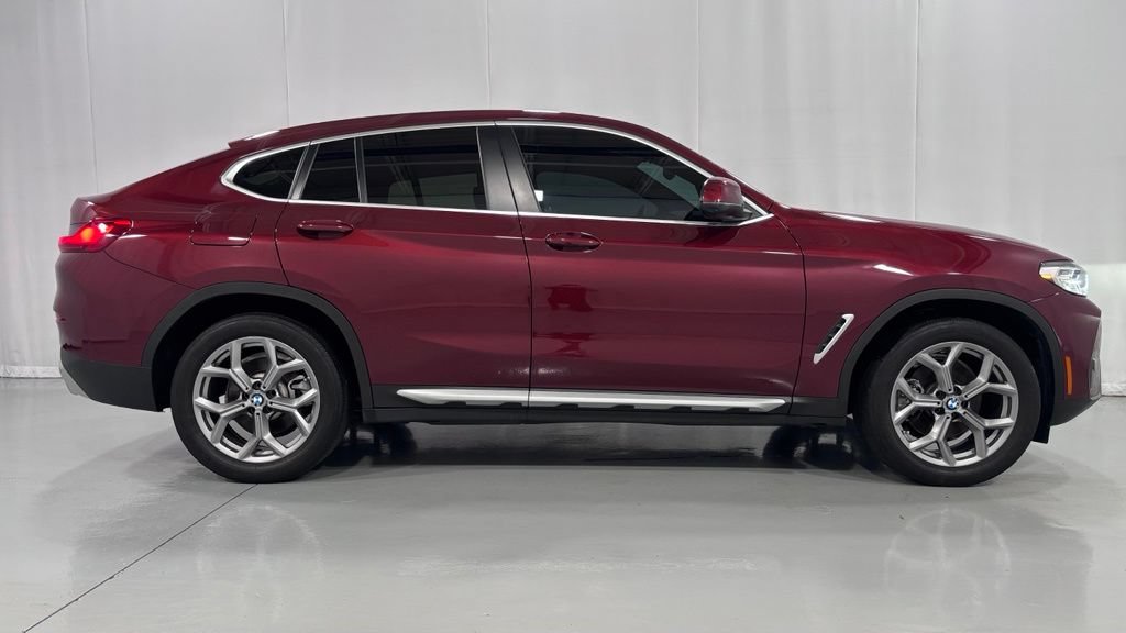 Used 2023 BMW X4 xDrive30i w/ Premium Package AWD/4WD image 5