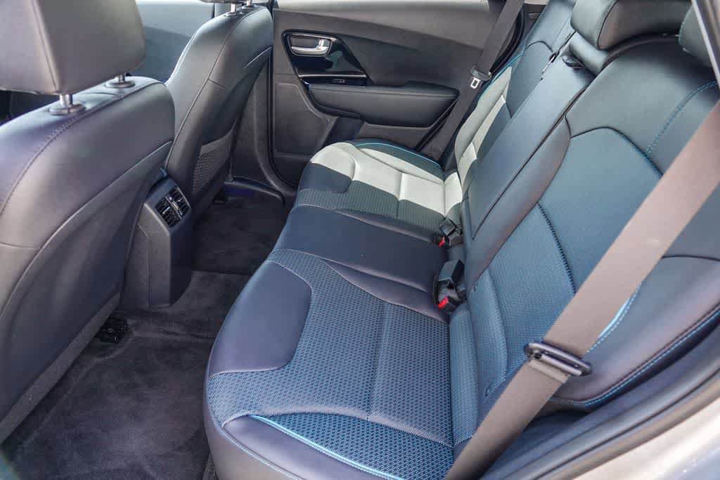 Certified 2022 Kia Niro EX Premium FWD image 17