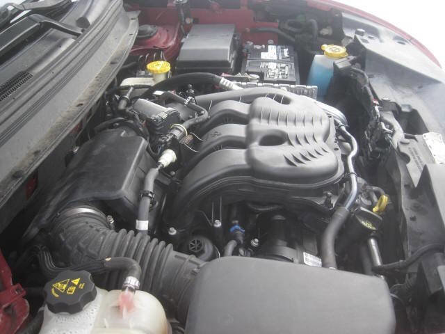 Used 2015 Jeep Cherokee Latitude w/ Cold Weather Group image 38