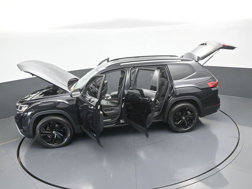 Used 2022 Volkswagen Atlas SE w/ Black Wheel Package image 67
