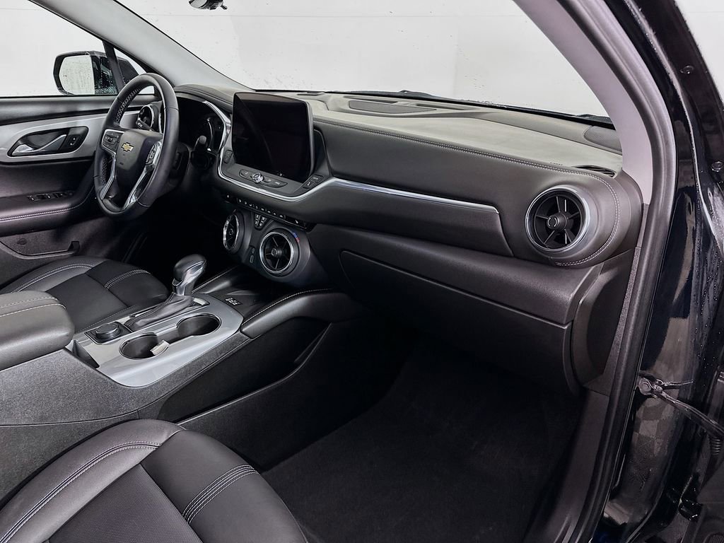 Used 2024 Chevrolet Blazer LT w/ Sound & Technology Package image 37