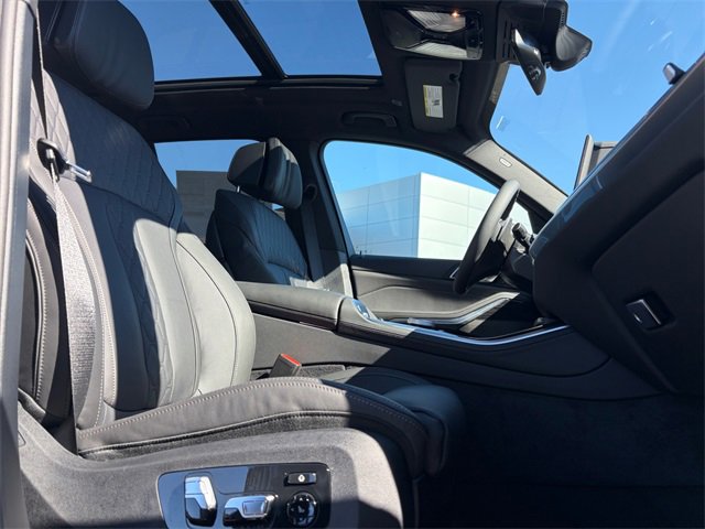New 2026 BMW X5 xDrive50e w/ M Sport Package image 21
